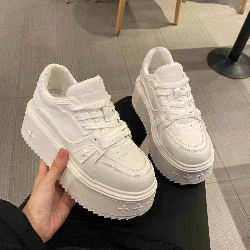 Zhao Ruth, the Same Style Increases the Height of 6CM Little White Shoes Women's Shoes 2025 New Thick-soled Versatile Board Shoes High-heeled Casual