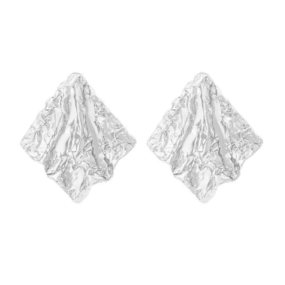 

Earrings with unique leaf texture design, pleated stud earrings, versatile and sophisticated niche earrings for women EH006-2