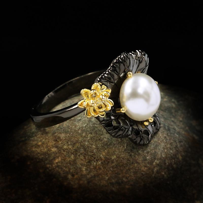 New Jewelry Original Design of Baroque Pearl Ring, Noble Craftsmanship  Two Colors of Flowers