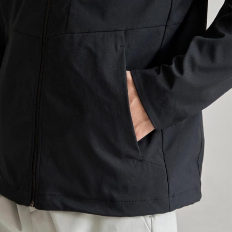 New Balance Club  The Track Stretch Stanneck Jacket Nbnae12213 19