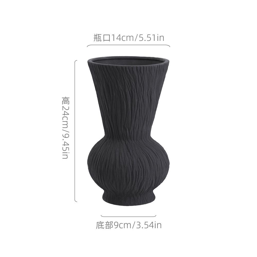White Ceramic Vase Frosted Black Vase Decorative Ornament Fresh and Dried Flower Arrangement Vases Living Room Decoration Vases