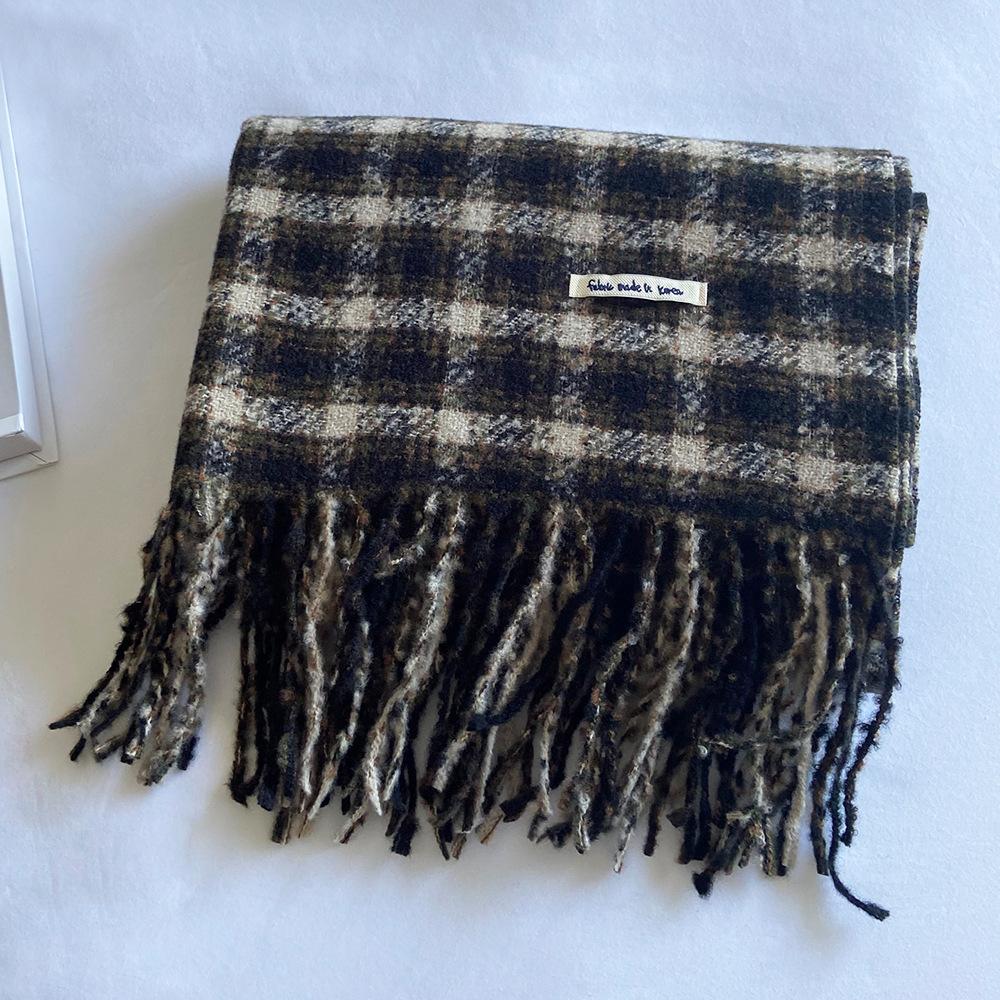 

Winter imitation cashmere plaid scarf retro warm scarf shawl women ins style