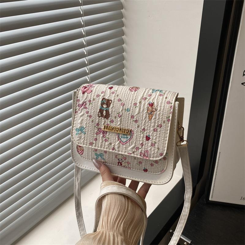 

Плиссированная маленькая свежая женская сумка новая трендовая нишевая модная сумка через плечо универсальная простая сумка-мессенджер с принтом белый