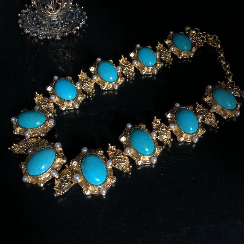 Retro Fashion Turquoise Short Gold Plated Necklace Earnail Set Elegant and Versatile Women's Jewelry