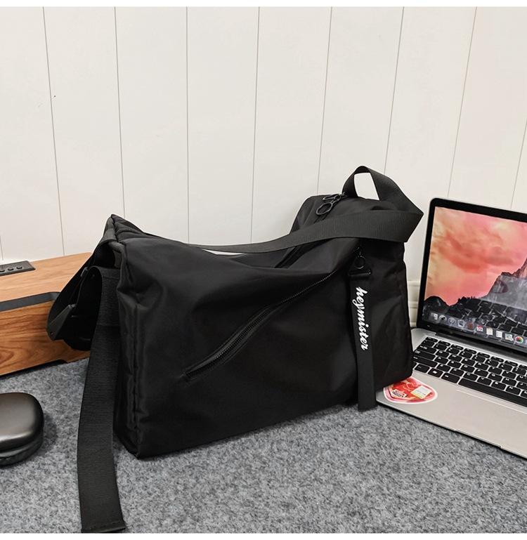 School bag, Japanese versatile shoulder bag, lazy wind drooping messenger bag, literary class bag, messenger bag, casual and simple travel bag