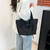 This year's popular bag women's underarm bag 2025 new fashion pleated shoulder bag casual large-capacity tote bag