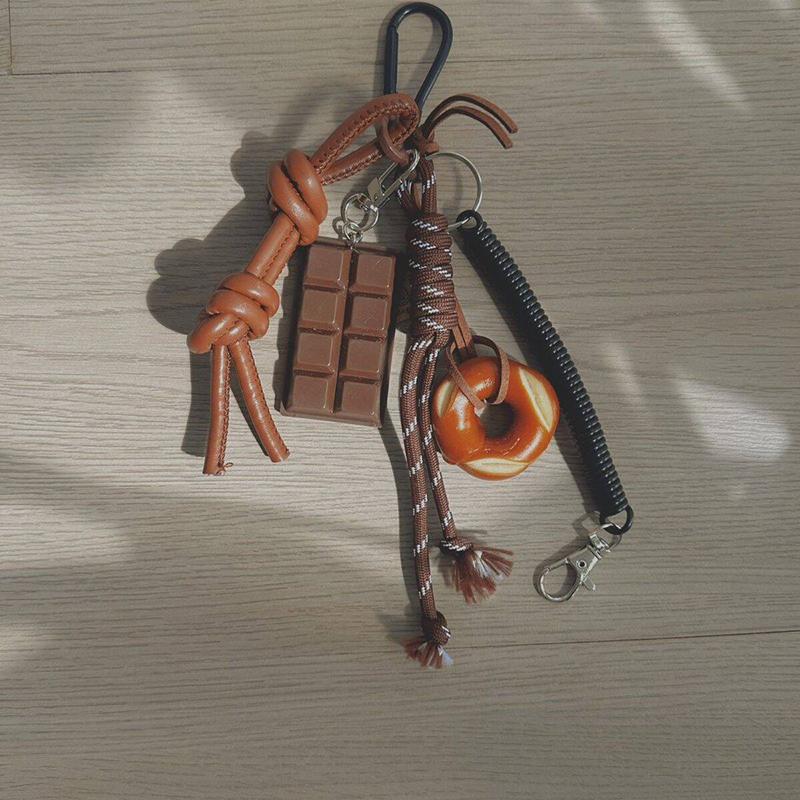 Llavero de cuerda tejida con pan pequeño de agua alcalina, colgante para bolso, decoración, piezas y accesorios para bolsos