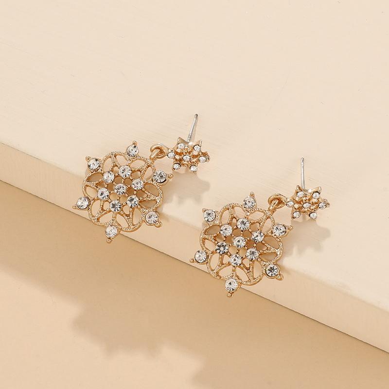 Trend Long Tassel Star Dangle Earrings for Women Light Luxury Spinning Spiral Crystal Snowflake Earrings Christmas Party Jewelry