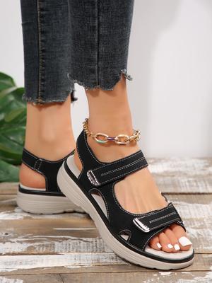 2024 Nieuwe Elegante Damessandalen Dames Sportstijl Lichtgewicht Plus Size Slippers Damessandalen Plus Size 43