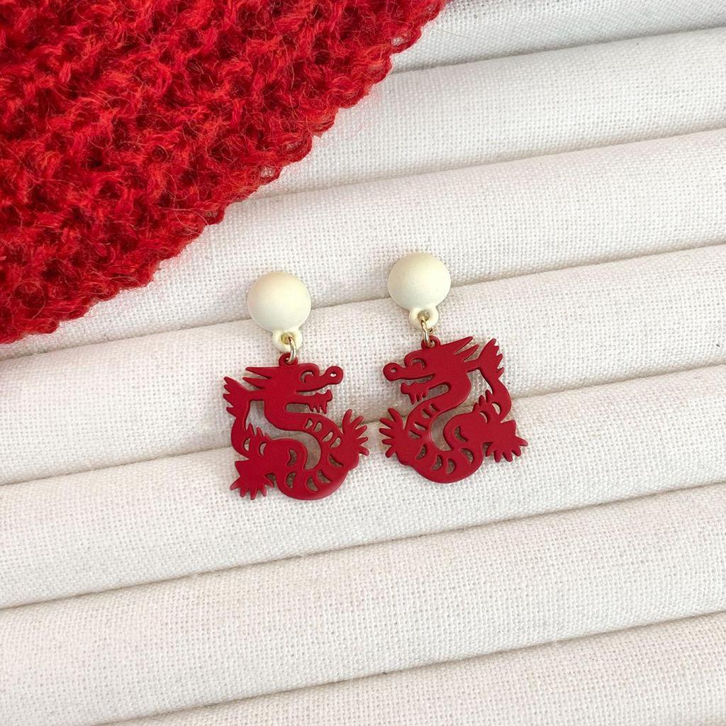 2025 Retro-Inspired Imitation Pearl Earrings: Niche Light Luxury Ear Studs & Pendants