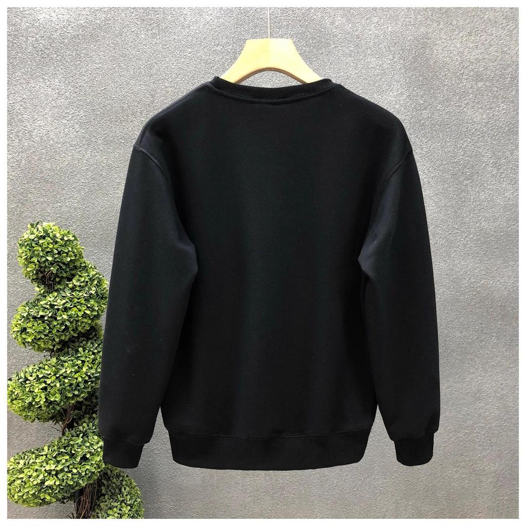 Men's Winter Fleece-Lined White Sweatshirt: Simple Solid Color, Round Neck, Long Sleeve, No Hood, Perfect for Spring and Autumn.