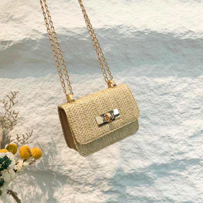 

2025 новая сумка женская сумка модная повседневная в этом году популярная соломенная сумка цепочка на одно плечо кроссбоди трендовая маленькая квадратная сумка хаки