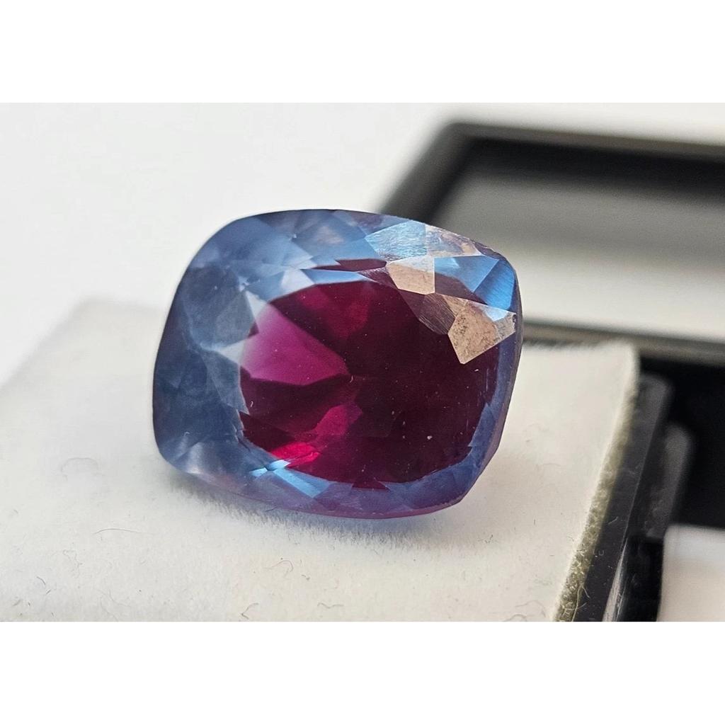 Natural Pitambari Sapphire Bi-Color Cushion Cut 12+ Ct Beautiful Loose Gemstone