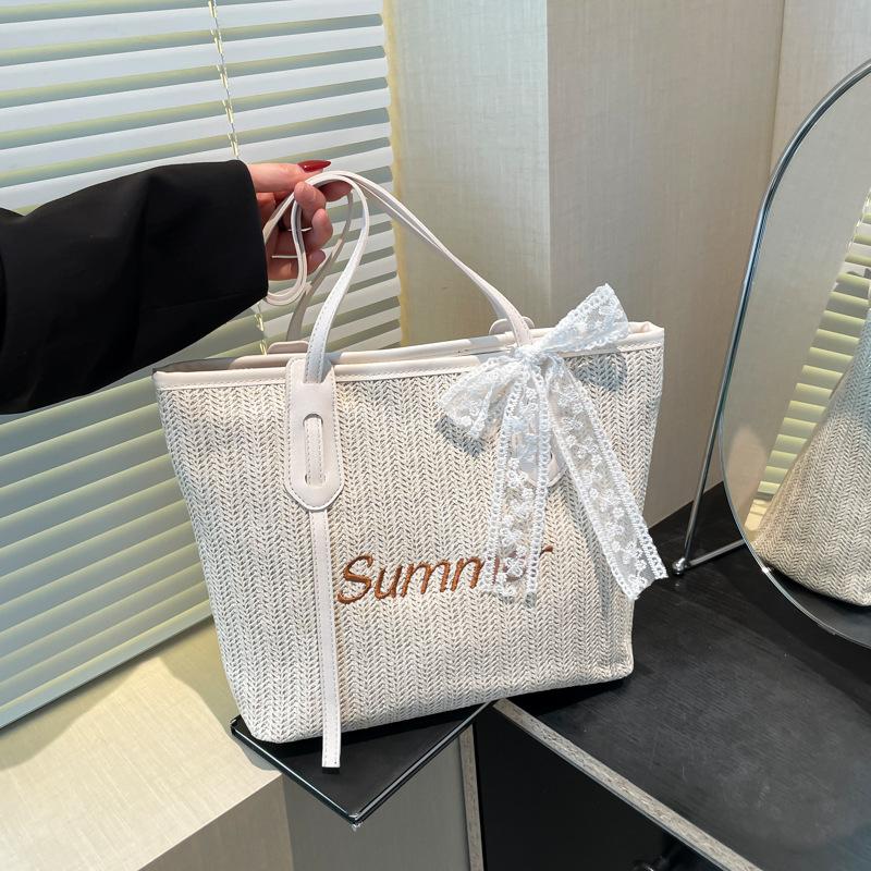 Damentasche Sommer neu gewebt schöne Kontrastfarben großes Fassungsvermögen Pendeln Modetrend tragbare Schultertasche