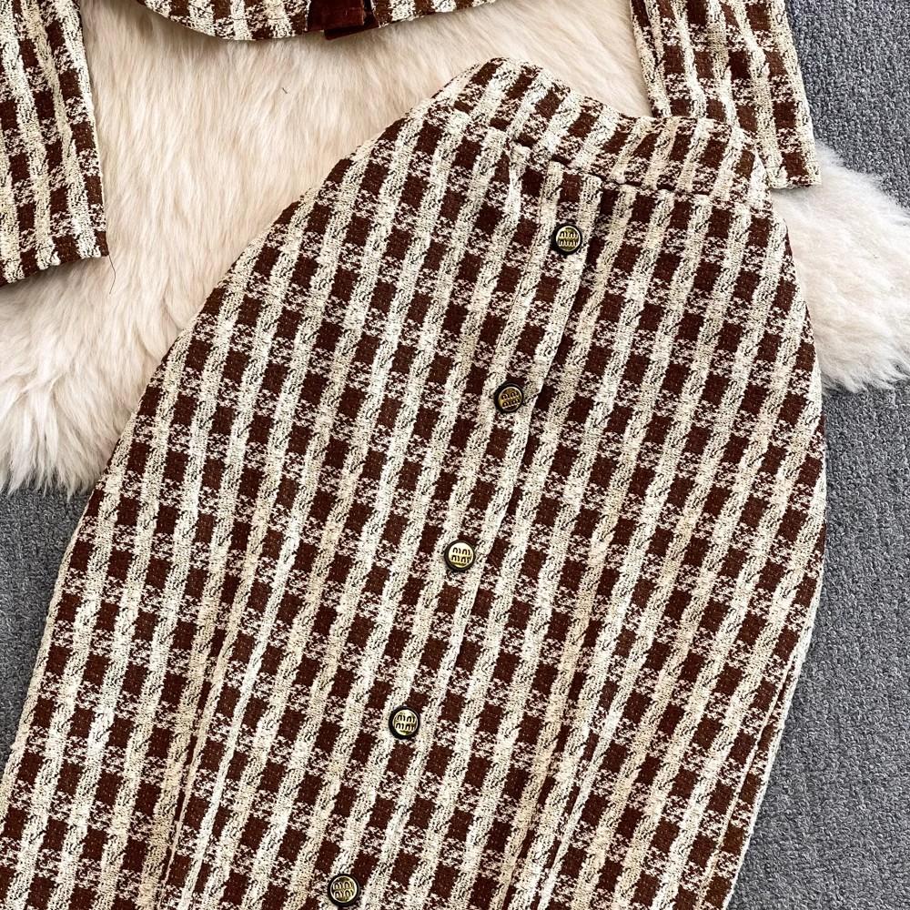 Outono primavera pequena fragrância xadrez tweed ternos feminino com decote em v casaco curto + botões saia lápis longa conjunto de duas peças