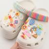 Set Nou de Accesorii Luminoase pentru Pantofi Sandale Tip Croc Decorare Pini Accesorii Pantofi DIY pentru Bărbați Femei Copii Litere Curcubeu Mâncare