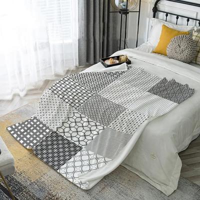 Geometric Pattern Blanket Microfiber Flannel Cover Blanket Bedroom Living Room Sofa Soft And Comfortable Home Decoration