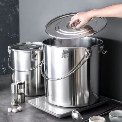 Stainless Steel Pot, Induction Compatible (16cm-35cm), Commercial-grade, with Lid, Locking Mechanism, and Handle. Suitable for Direct Heat Cooking, St