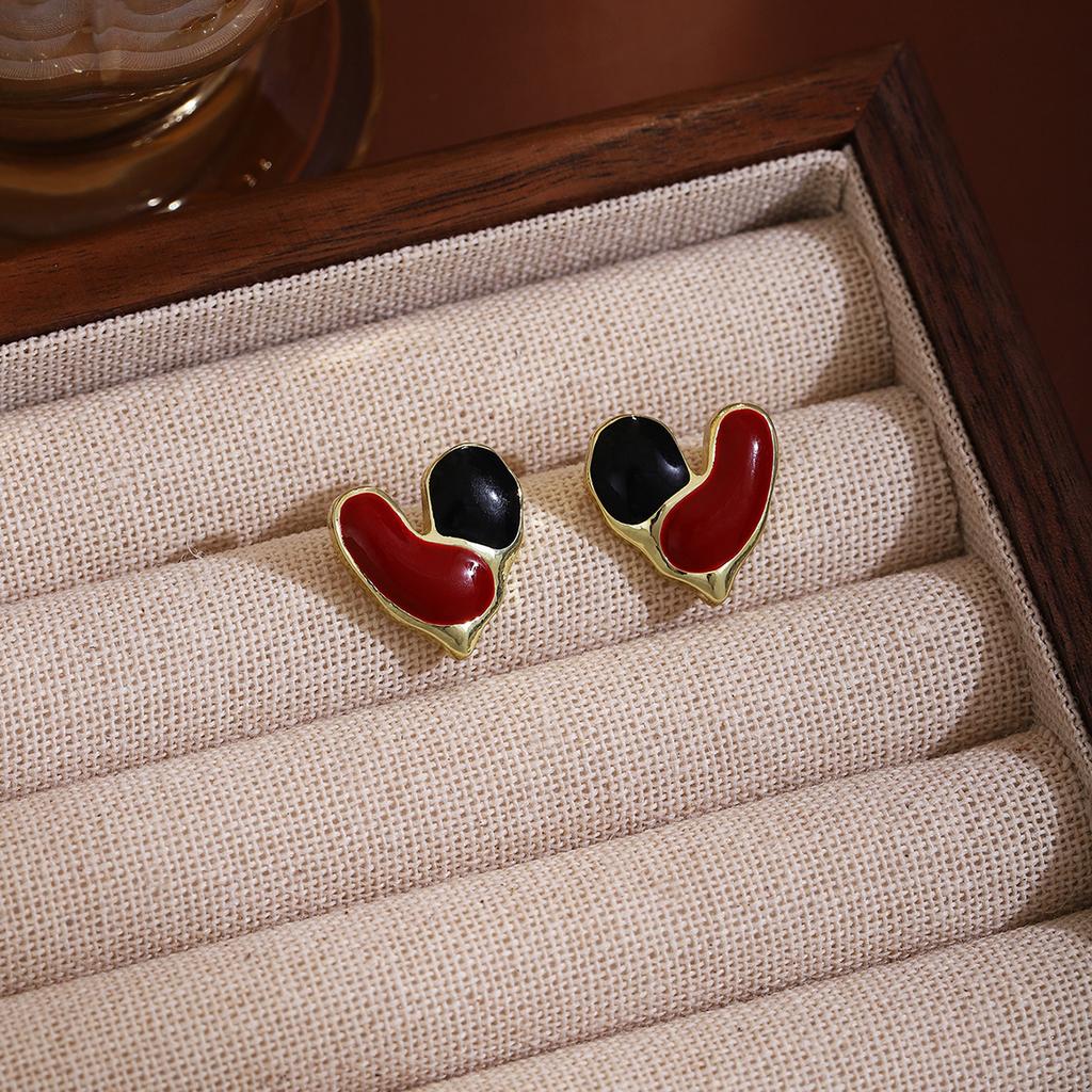 Autumn And Winter Oil Drip Diamond Flower Stud Earrings, French Retro Hong Kong Style Burgundy Round Earrings, Simple Ear Buckles