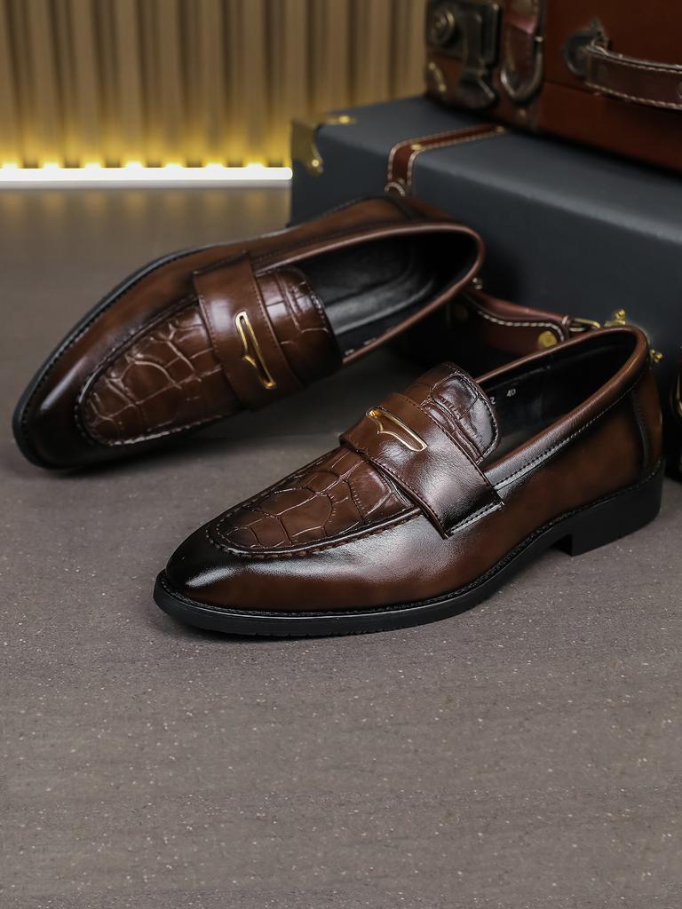Fashion 2025 Hot Sale Big Size Loafers Men 38-46 Spring Breathable Formal Dress Shoes Lightweight Slip-On Leather Shoes for Office