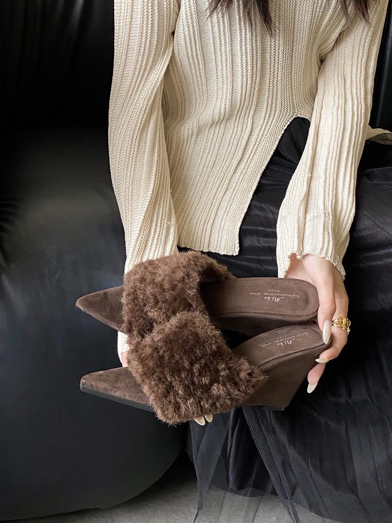2025 Autumn New European and American Style Pointed Toe Heel Fluffy Temperament Slippers