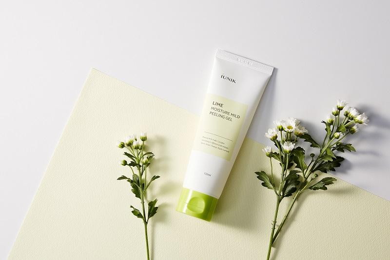 iUNIK Lime Moisture Mild Peeling Gel 120 ml - Peeling enzymatyczny do twarzy