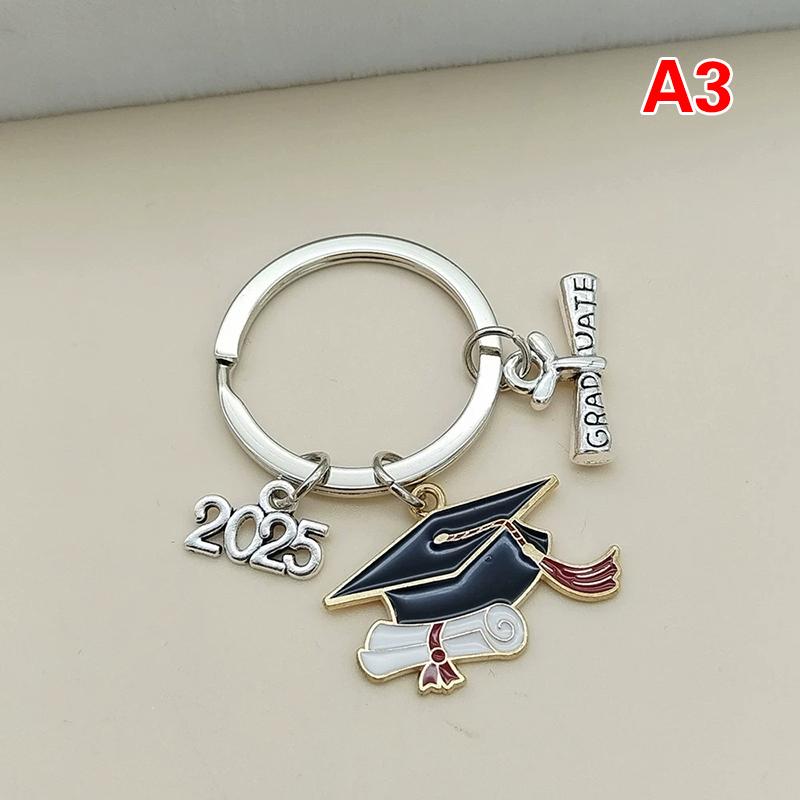 10Pcs 2025 Graduation Gown Cap Keychain Ring Student Women Jewelry Personalized Accessories  Pendant Memorial Gifts