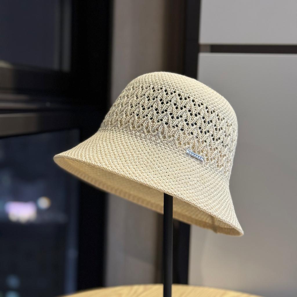 High-quality New Summer Knitted Fisherman Hat for Women, Hollowed-out Sun Protection Hat, Face-slimming Bucket Hat, Fresh and Stylish for Outings