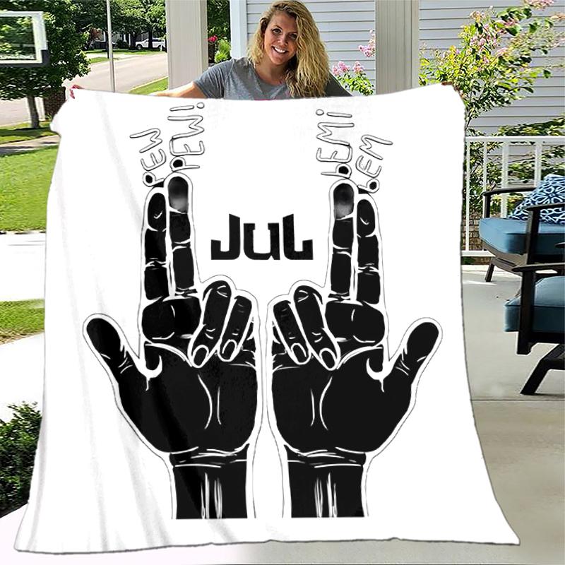 1pc Blanket Jul Rapper Print Design, Lightweight Blanket for Sofa, Bed- Soft &Warm, Gift for All Seasons Like Christmas, Halloween