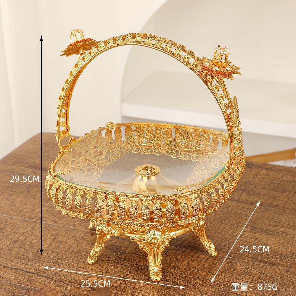 Exquisite metal fruit basket light luxury retro oval fruit basket European living room coffee table fruit basket decorative