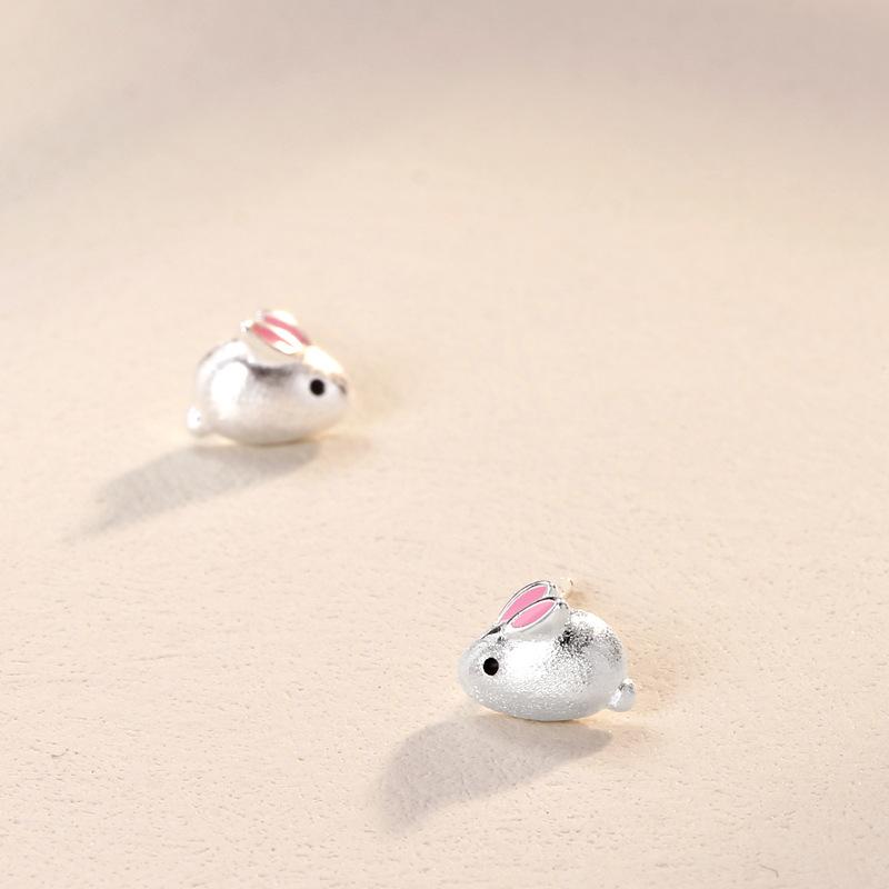 Rabbit Stud Earrings Women's Autumn Earrings New Year Trendy Cute Niche Design High-end Earrings
