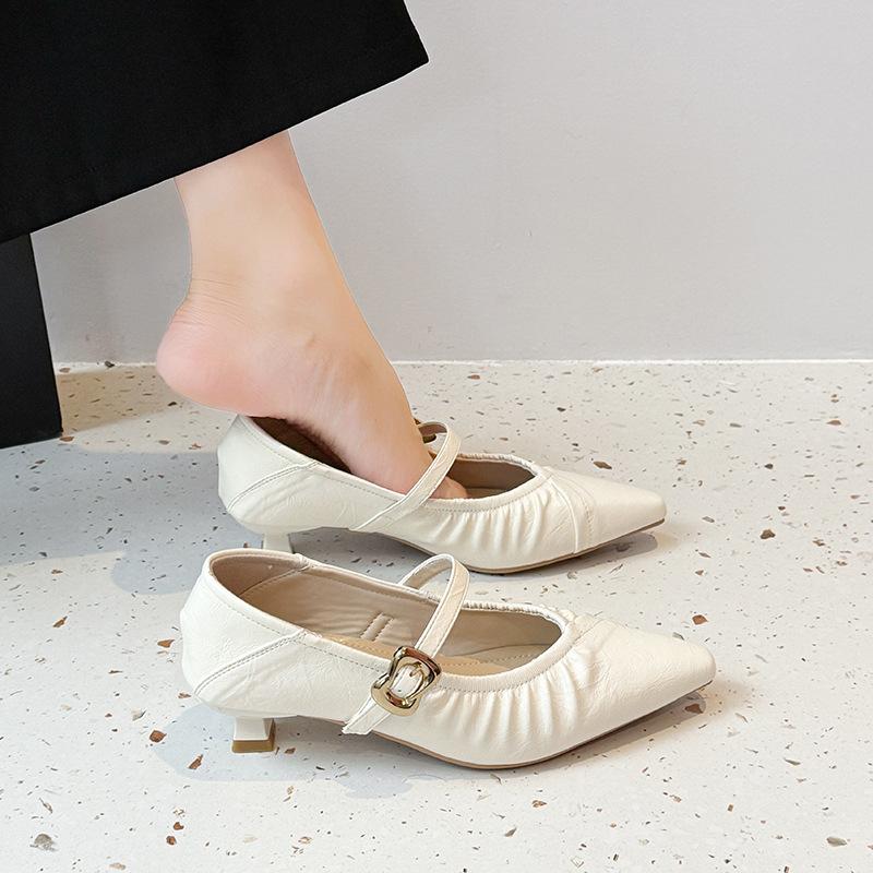 Pointed temperament one-word buckle with Mary Jane shoes women's autumn skirt versatile light mouth single shoes