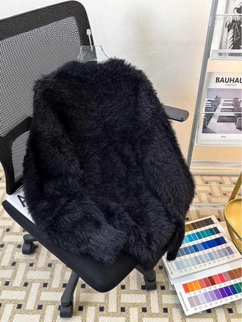 

Men s Retro High Neck Fluffy Sweater - Autumn/Winter Casual Loose Knitwear L чорний