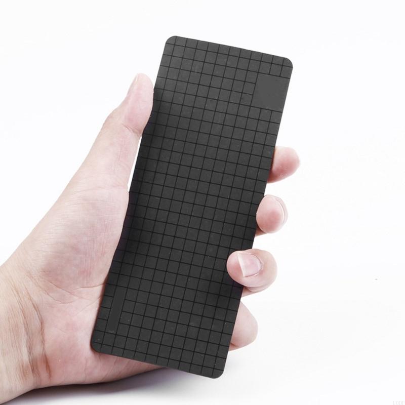 

Grids Pattern Worksurface For Organized Hardware Management During Fixes China Mainland