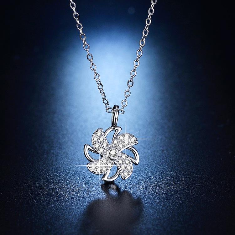 

Вращающееся ожерелье из циркония с ветряной мельницей для женщин, легкое, роскошное, нишевое, дизайн Sense Simple Ins Cold Wind Advanced Sense, ключичная цепочка