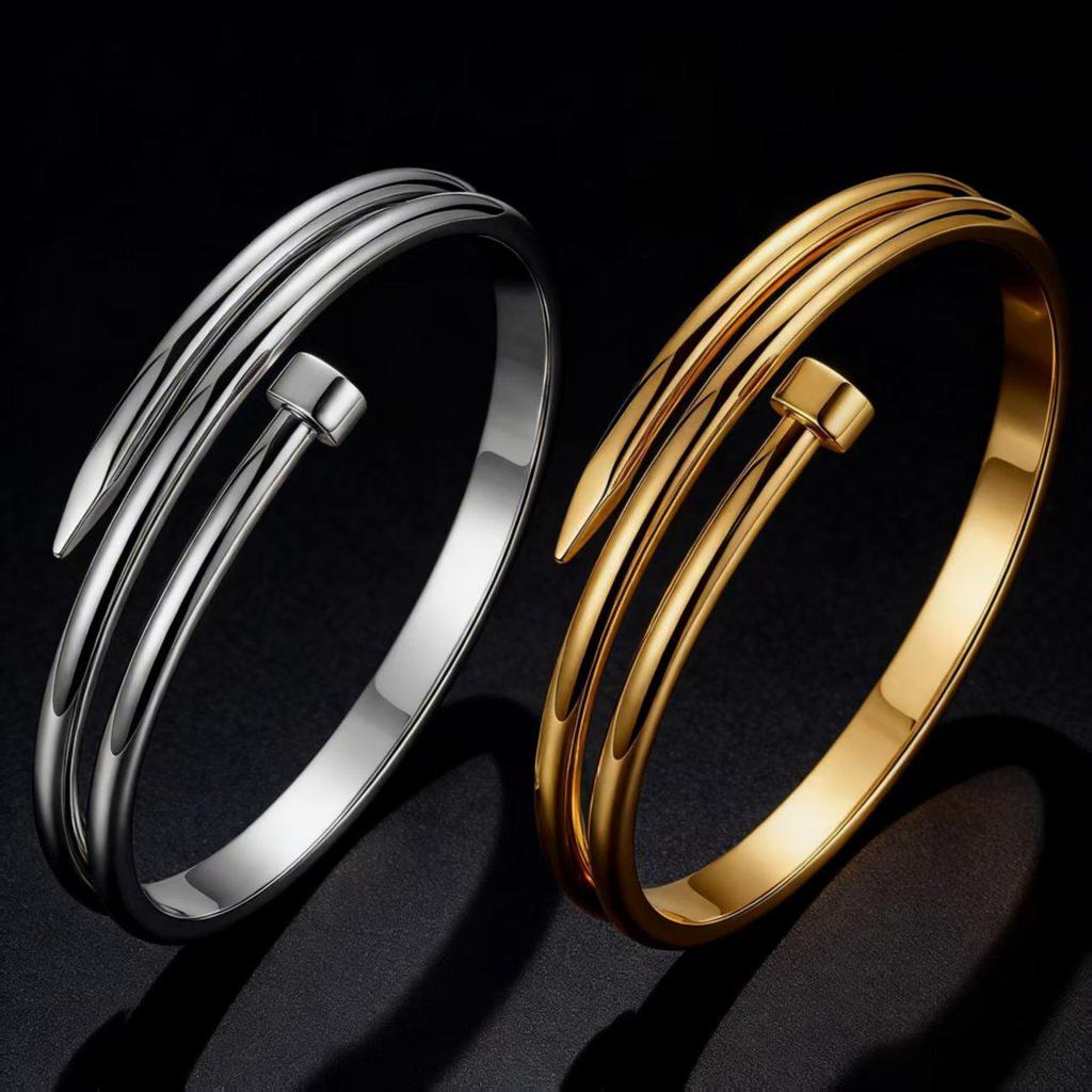 Non-Fading Titanium Steel Gold-Plated Bracelet for Women - Exquisite European and American Design