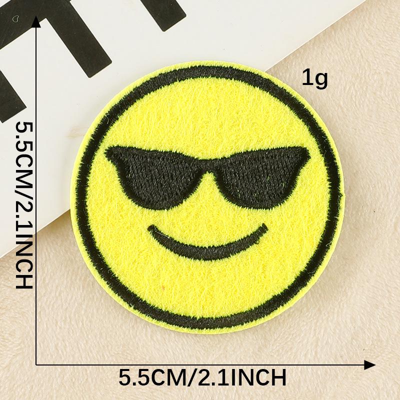 Patch Bordado de Rosto Sorridente de Desenho Animado para Chapéus, Bolsas e Roupas