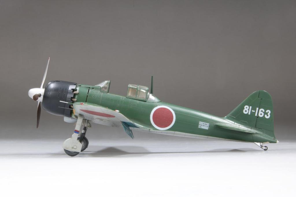 FineMolds 1/48 Scale Imperial Japanese Navy Zero Fighter Type 52 Mitsubishi Plastic Model FZ01 Airplane