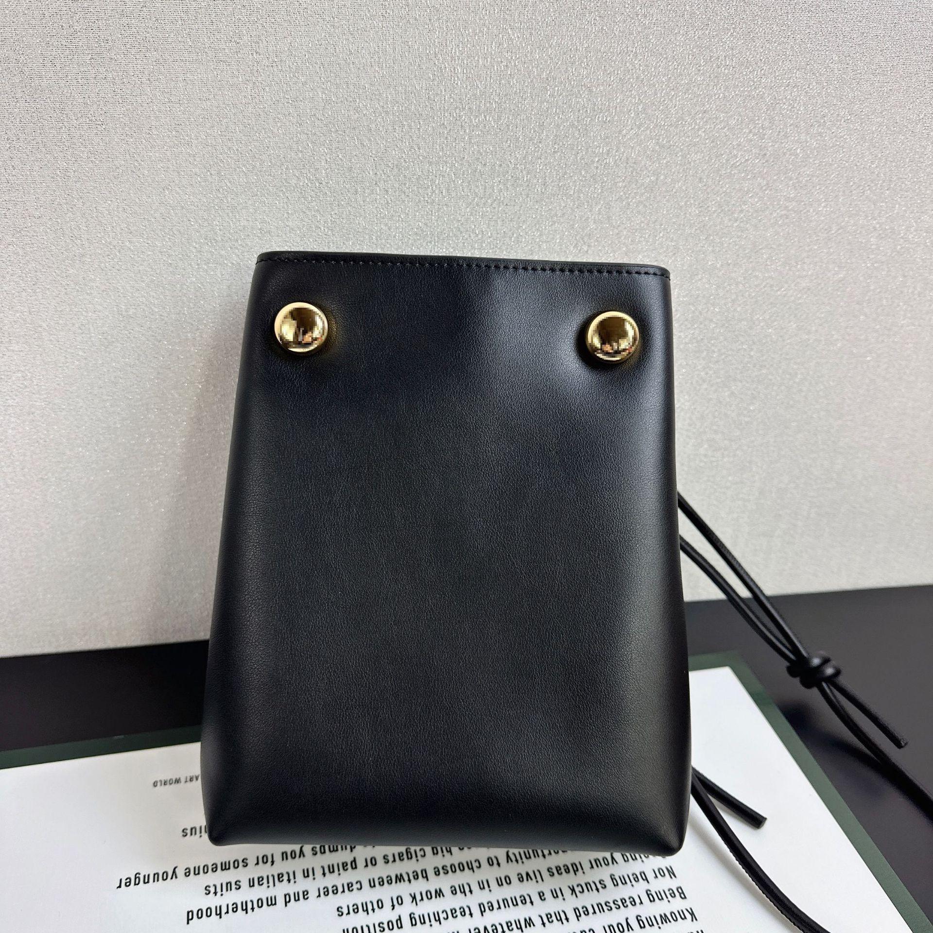 

Mobile Phone Bag, Genuine Leather, High-end Feel, Crossbody Bag, Cowhide, Lightweight, School Style, Single-shoulder Small Bag for Women 16x21x7cm чёрный