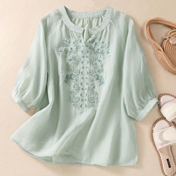 Cotton Linen Flower Embroidery Shirt Women Three Quarter Sleeves V Neck Casual Blouse Loose Solid Color Mother Blouse Women Top