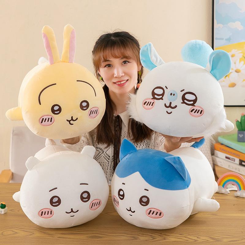 Nova Boneca de Pelúcia Chiikawa de 80cm Hachiware Usagi Chiikawa Kawaii Anime Almofada Macia Brinquedo Coelho Gato Hamster Fofo Presente para Crianças Meninas