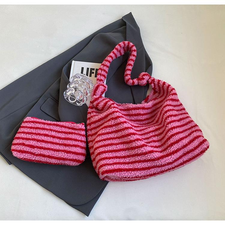 Large Capacity Striped Contrast Shoulder Bag Bag Women's New Lamb Plush Bag Fashion Tote Bag