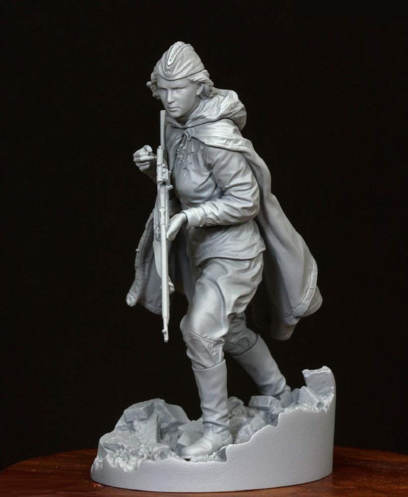Life Miniature World War II Soviet Red Army Female Sniper Full Body Statue Resin Kit 1/35 LM-35002