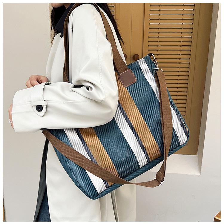 Canvas Large Capacity Portable Tote Bag 2025 New Trendy Plaid Messenger Bag Hand Carry Shoulder Bag Commute