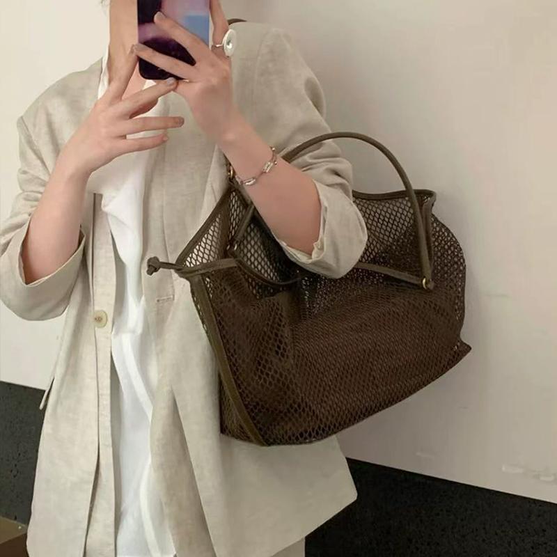 Nylon Wing Tote Bag Cluth Bag Large Capacity Buckle Woman Luxury Designer Travel Shoulder Bag Shopper Handbag AVE