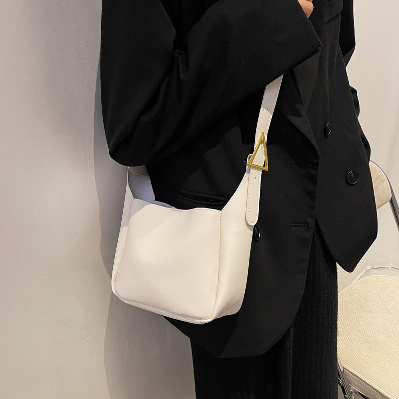 Nowoczesna, uniwersalna torba typu crossbody w stylu retro na jesień i zimę dla kobiet, nowa, modna, niszowa torba na jedno ramię pod pachami