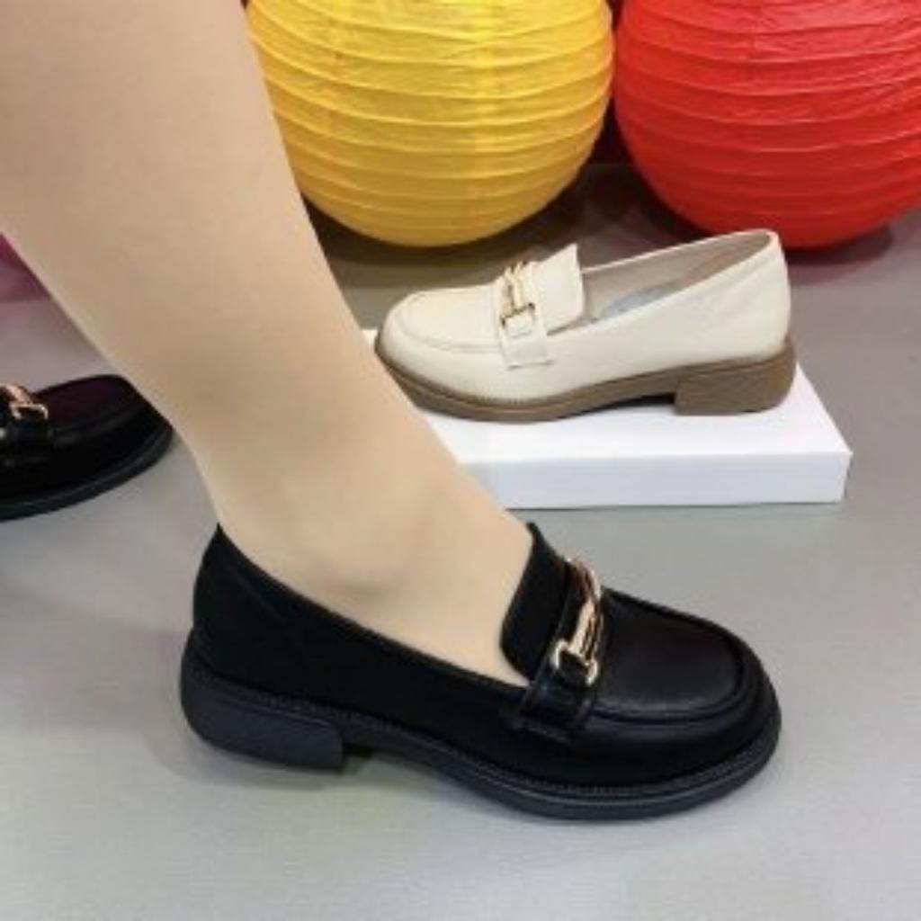 Autumn fashion soft leather loafers versatile British style soft bottom soft surface one pedal flat bottom women comfortable