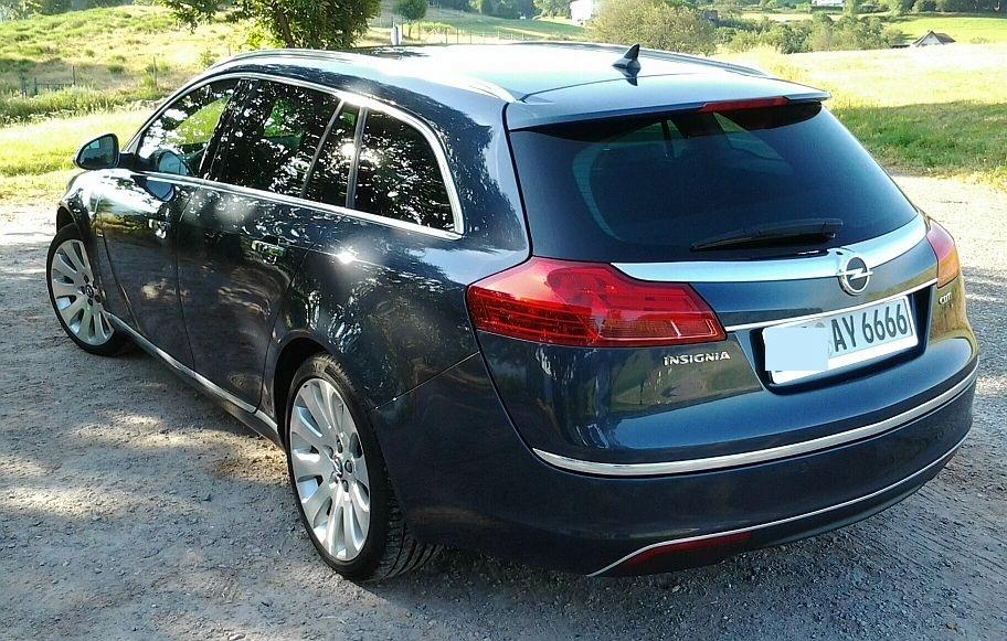 Opel INSIGNIA Kombi - CHROME STRIP for the Tailgate Tuning