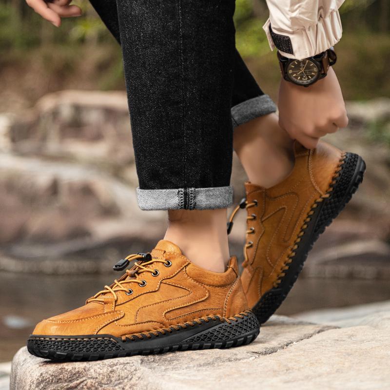 Fashion New Walking Shoes Men Non-Slip Leather Treking Footwear Leisure Lace Up Mens Casual Shoes Outdoor Male Sneakers Hiking Shoes