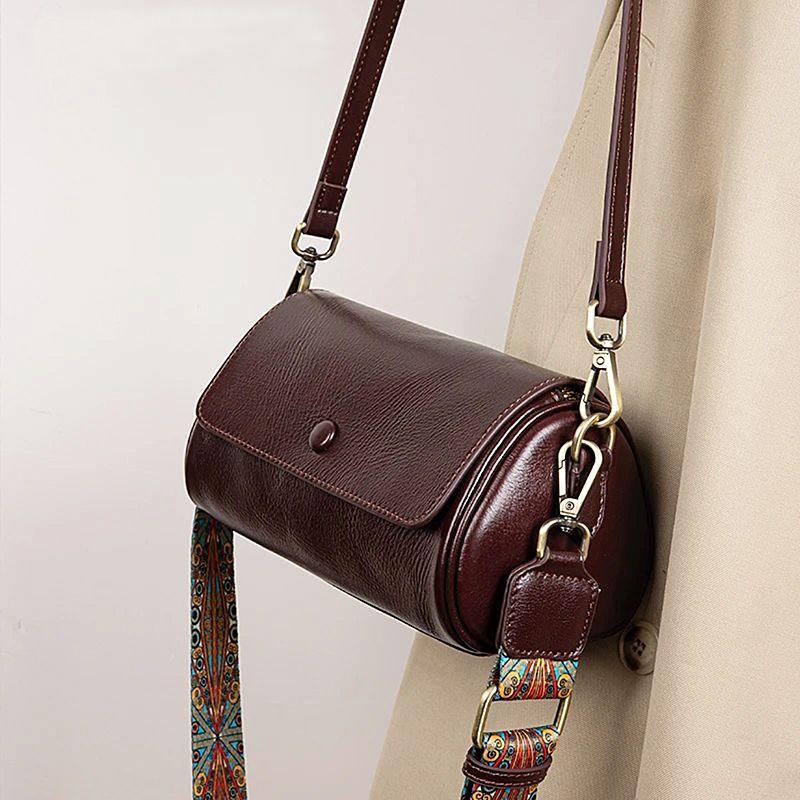 

Genuine Leather Fashion All-Match Special-Interest Design Crossbody Bag Cylinder Wine Brown